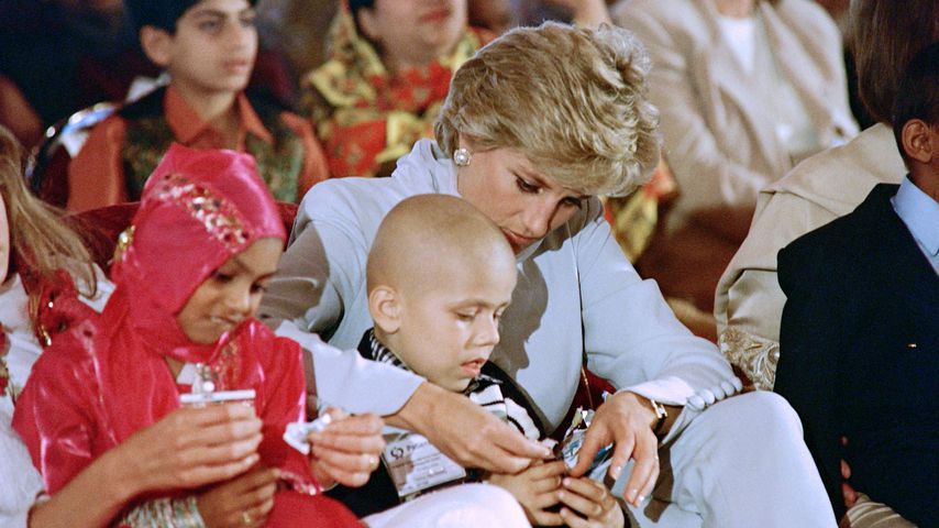 Royal-Fan Silvia Wollny: Sie widmet Lady Diana ein Zimmer!