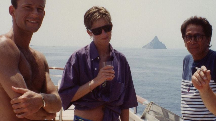 Bilder aufgetaucht: Hier posiert Prinzessin Diana im Bikini