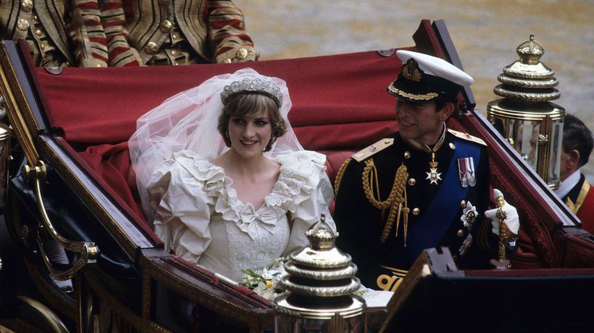 König Charles und Dianas Hochzeitstorte von 1981 versteigert
