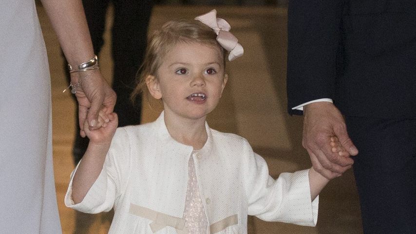 Kleine Patriotin: Prinzessin Estelle ganz erwachsen