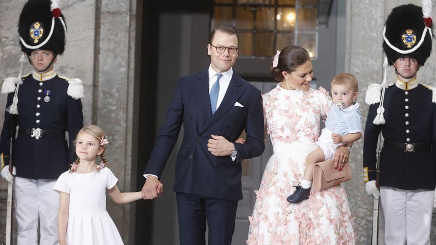 Prinz Oscar & Schwester Estelle: Neue süße Frühlingsbilder!