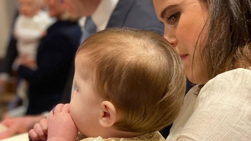 Prinzessin Eugenie und ihr Sohn August bei dessen Taufe