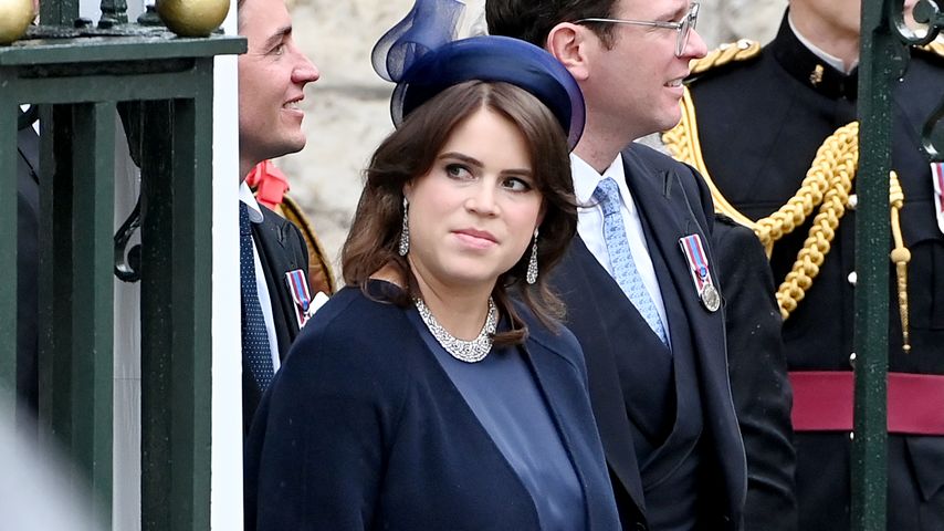 So schön schwanger zeigt sich Prinzessin Eugenie bei Krönung