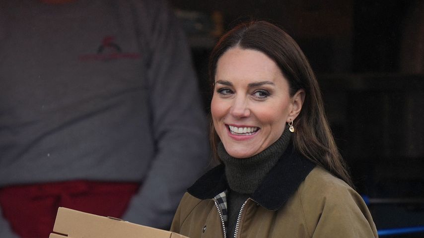 Geht es noch cooler? Prinzessin Kate liefert Pizza aus!