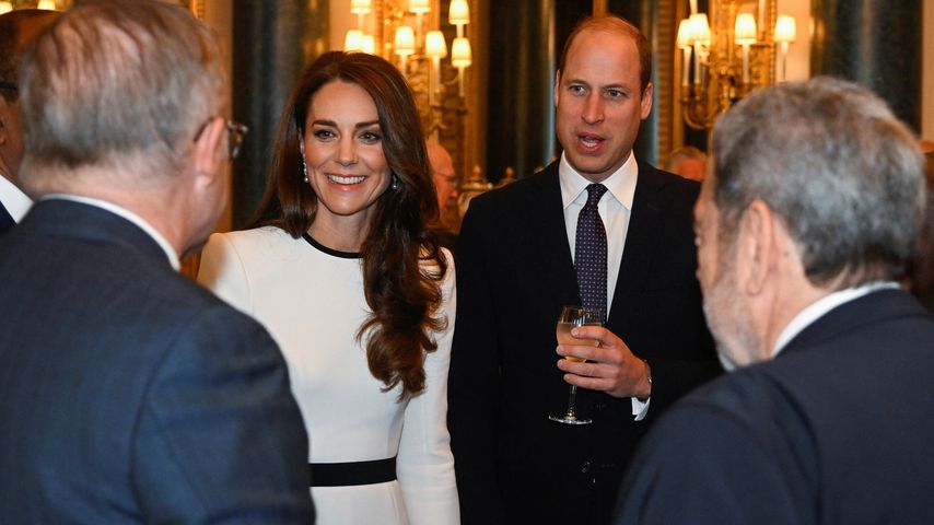 Prinz William und Kate vor Krönung auf festlichem Bankett
