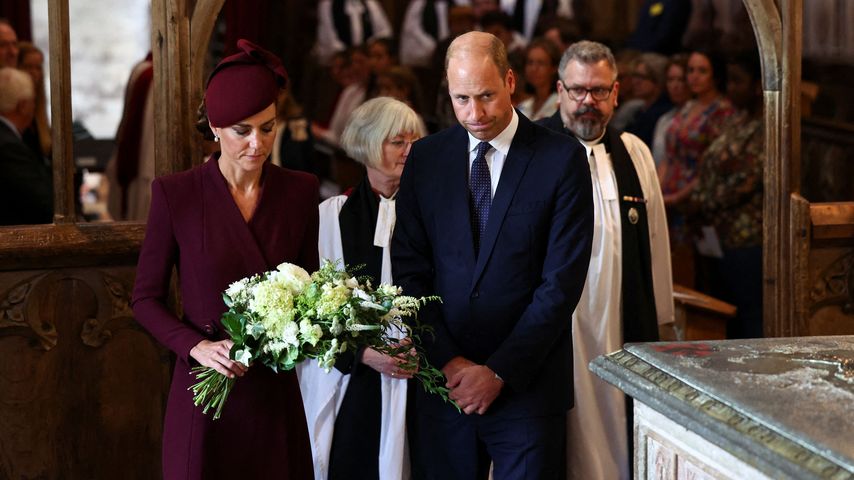 Prinzessin Kate und Prinz William bei dem Gedenkgottesdienst in Wales