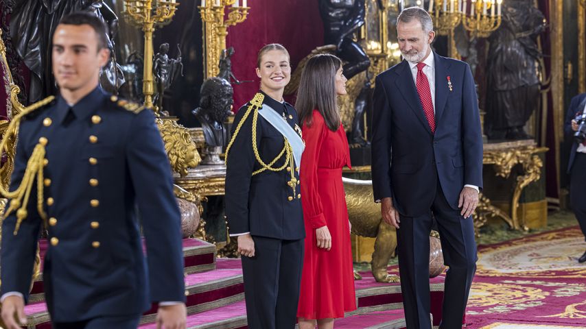 Prinzessin Leonor, Königin Letizia und König Felipe am 12. Oktober 2024 in Spanien