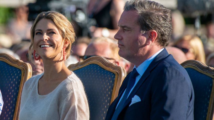Prinzessin Madeleine von Schweden spricht mit Mann Deutsch