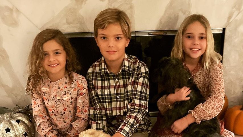 Prinzessin Madeleines Kinder Adrienne, Nicolas und Leonore mit den Hunden Teddy und Oreo