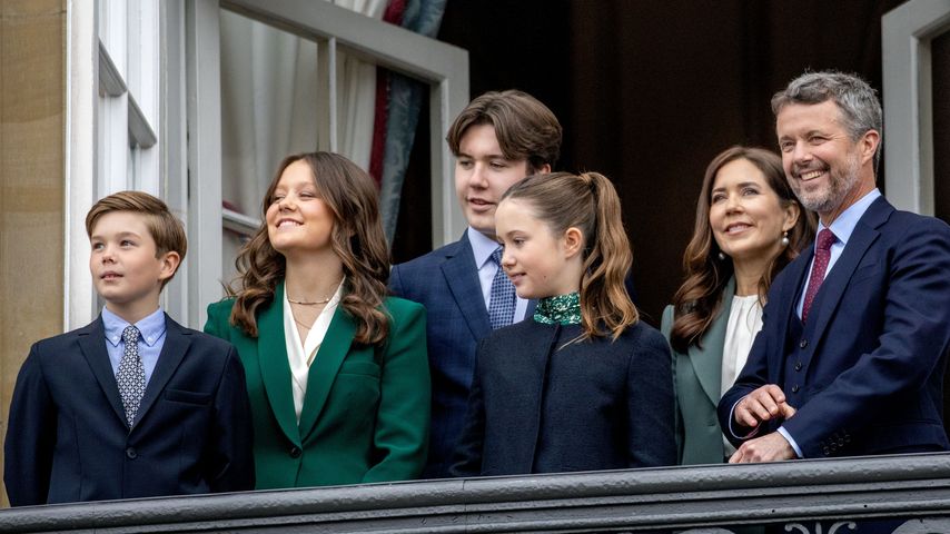 Erste Familienfotos von König Frederik mit Frau und Kindern!