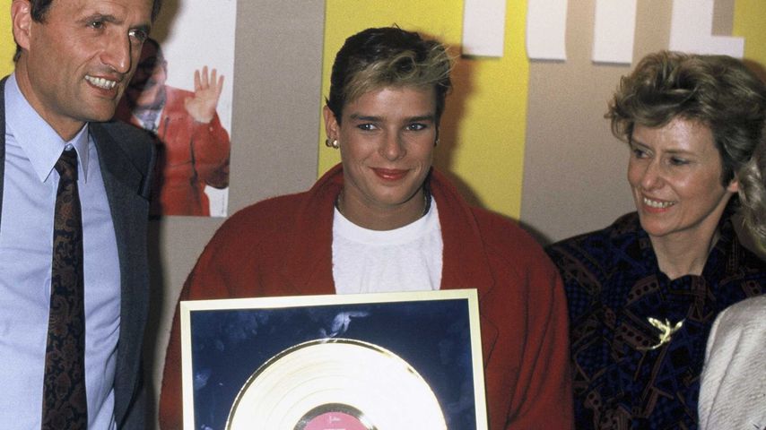Prinzessin Stéphanie von Monaco 1987 bei der Übergabe ihrer goldenen Schallplatte