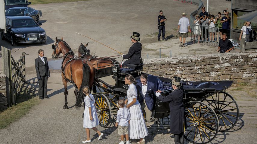 Prinzessin Victoria und Prinz Daniel mit ihren Kindern