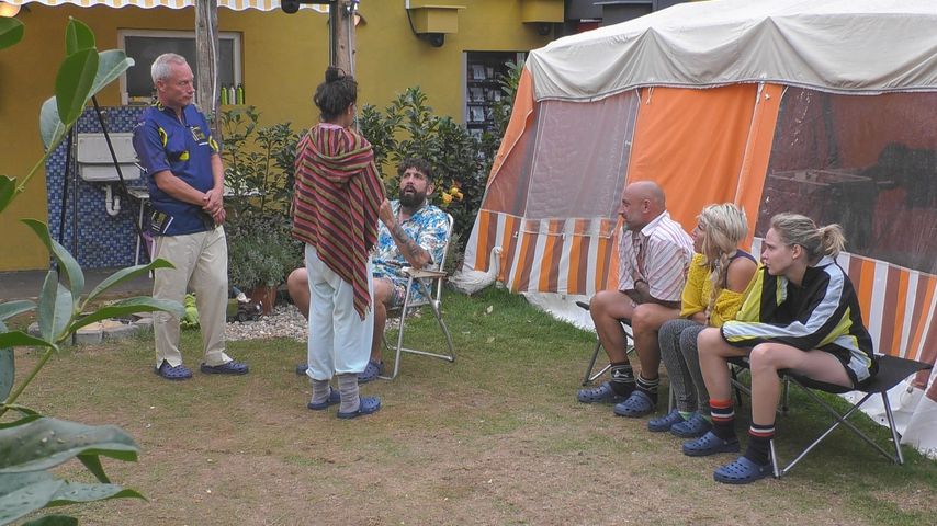 "Promi Big Brother"-Bewohner im Zeltlager