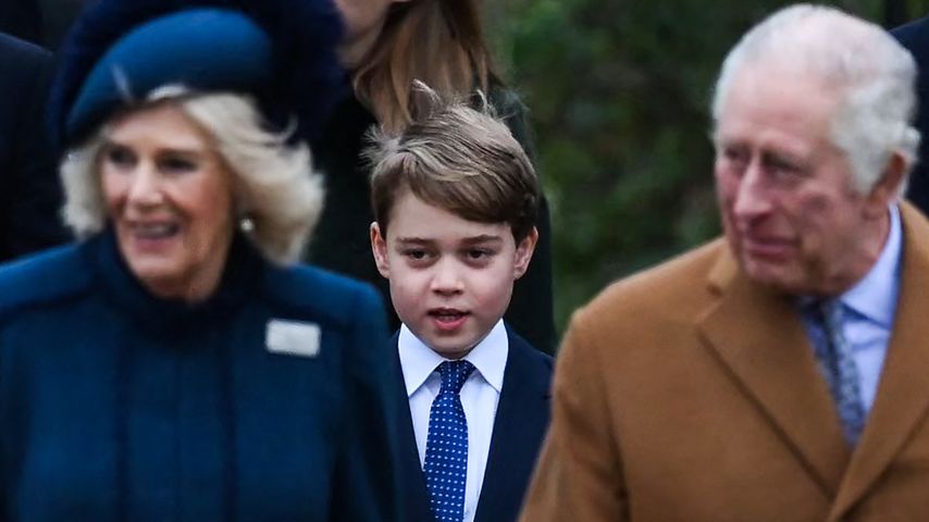 Queen Consort Camilla, König Charles und Prinz George bei dem jährlichen Weihnachtsspaziergang