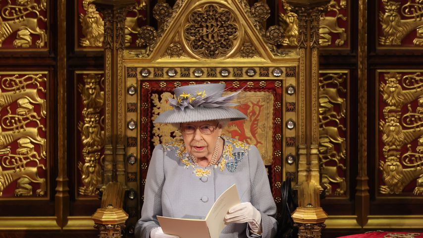 Queen Elizabeth bei der Eröffnungszeremonie des britischen Parlaments