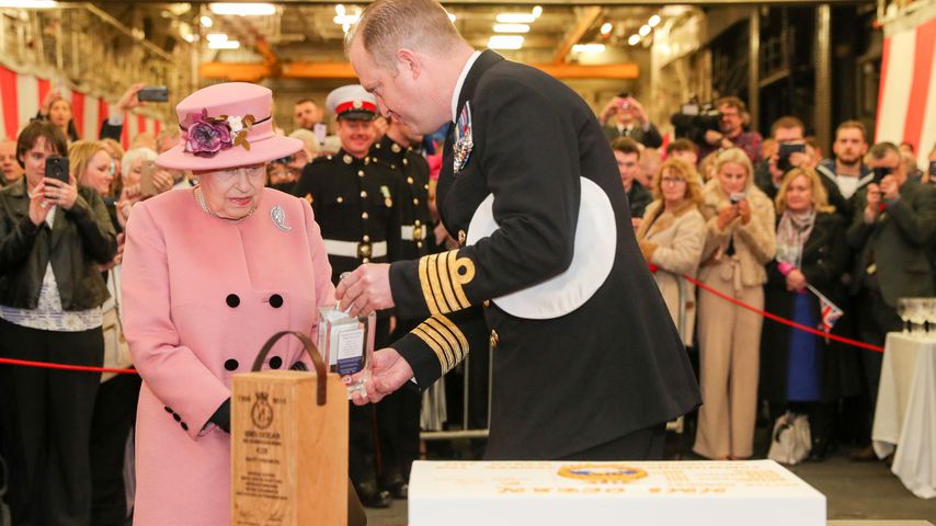 Wer hätte das gedacht? Die Queen reißt einen Trump-Witz