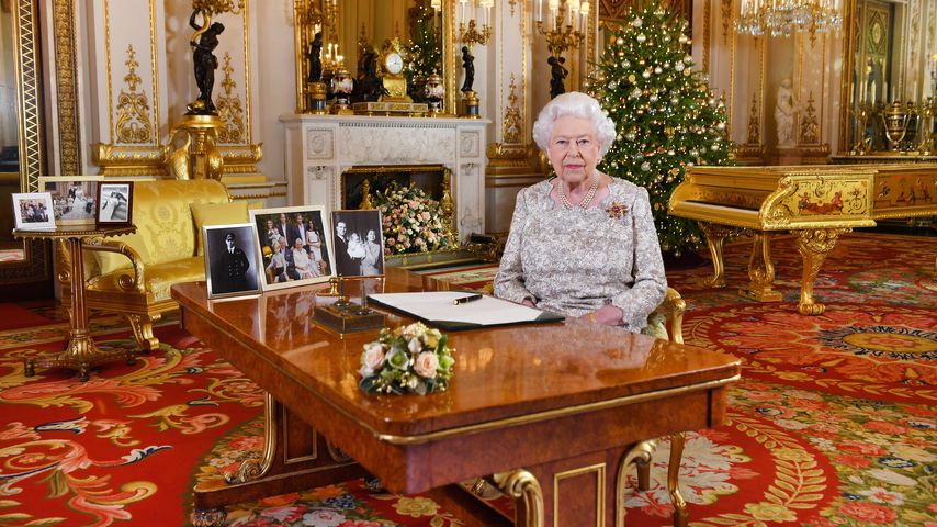 Shitstorm für die Queen: Ist ihr goldenes Piano zu dekadent?