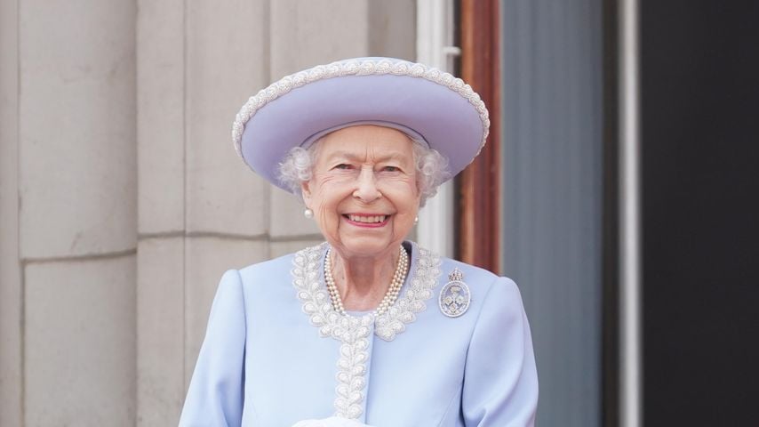 Queen Elizabeth II. bei der Parade zu ihrem Thronjubiläum