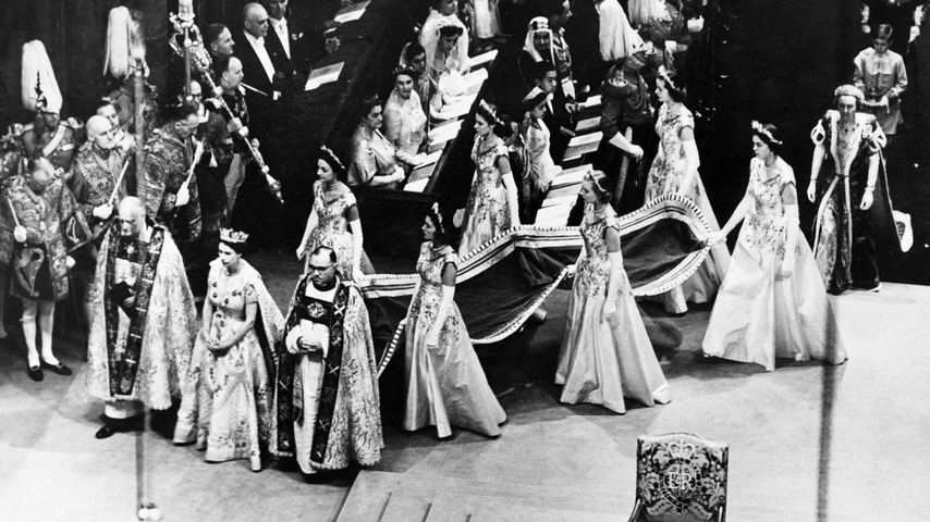 Queen Elizabeth II. bei ihrer Krönung 1953