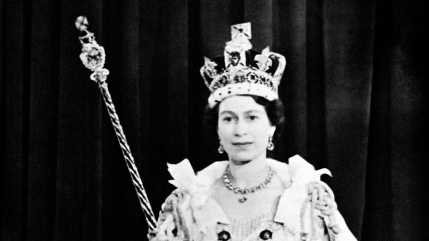 Queen Elizabeth II. bei ihrer Krönung am 2. Juni 1953