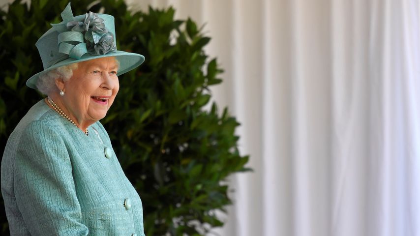 Queen Elizabeth II. beim Tropping the Colour