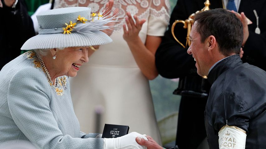 Queen Elizabeth II. und Frankie Dettori, Juni 2019