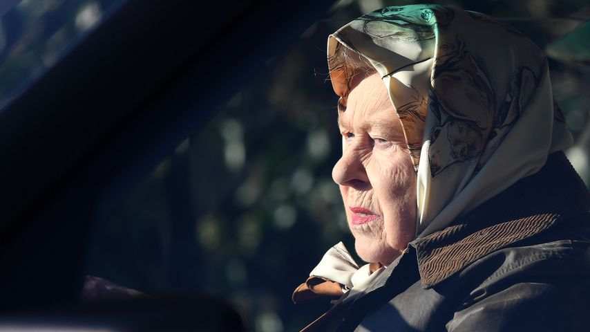 Gebannter Blick: Queen wurde nach Sussex-Rücktritt gesichtet