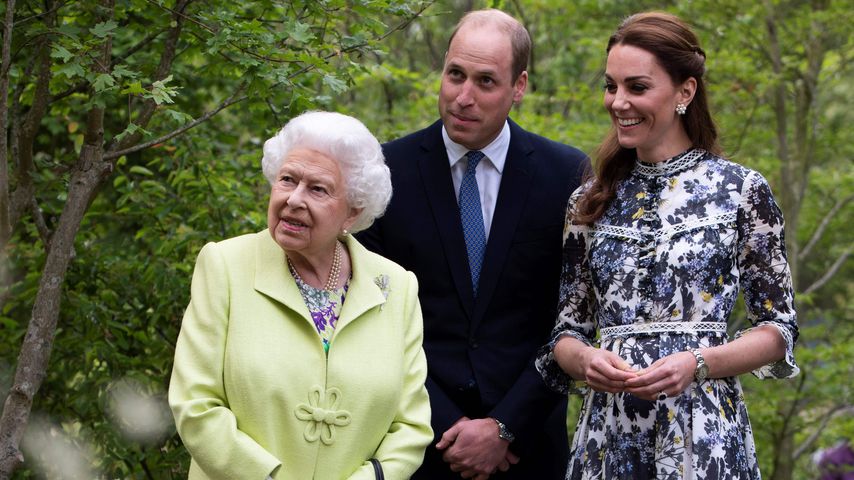 Nach Krankheit: Die Queen macht Ausflug mit William und Kate