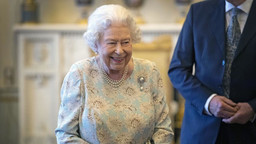 So humorvoll reagierte die Queen auf Mund-zu-Mund-Beatmung!