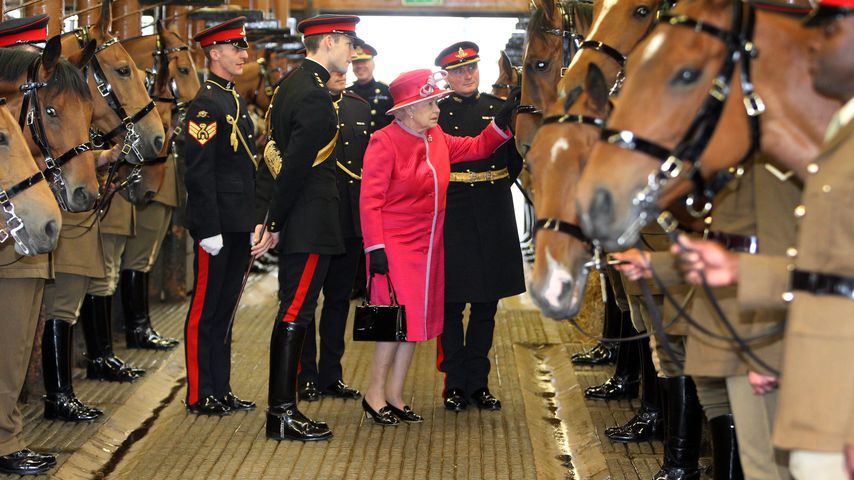 Queen Elizabeth II. im Juni 2011 in London