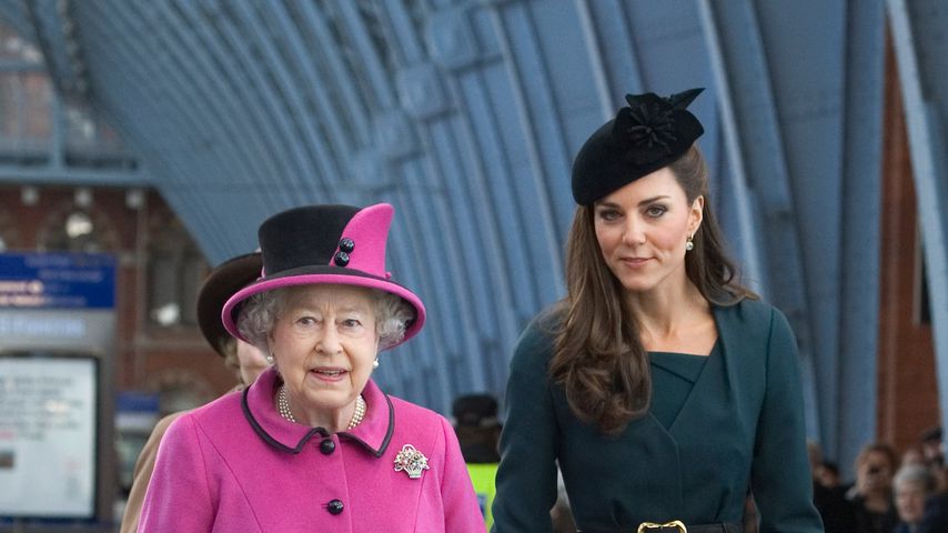 Queen Elizabeth II. und Herzogin Kate