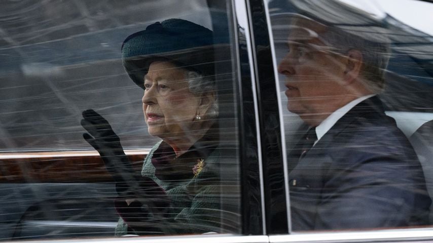 Queen Elizabeth II. und Prinz Andrew im März 2022