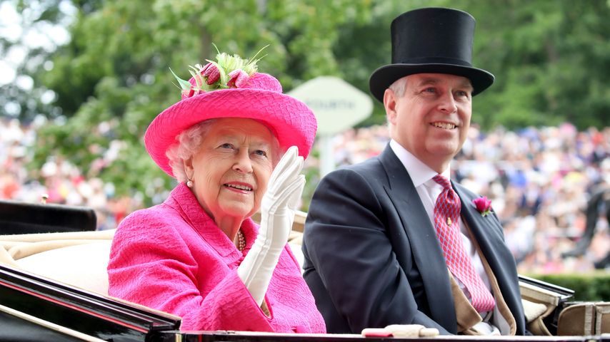 Queen Elizabeth II. und Prinz Andrew im Sommer 2017
