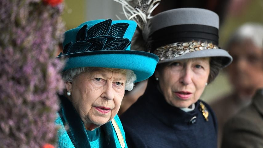 Queen Elizabeth II. und Prinzessin Anne