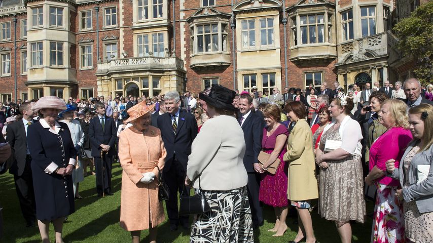 Queen Elizabeth II. auf ihrem Anwesen Sandringham House im Juni 2012