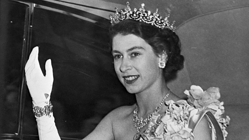 Queen Elizabeth II. in London im Juni 1951
