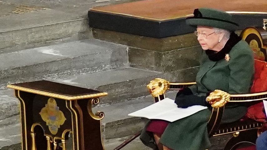 Bei Philips Gedenkfeier: Queen so gebrechlich wie noch nie