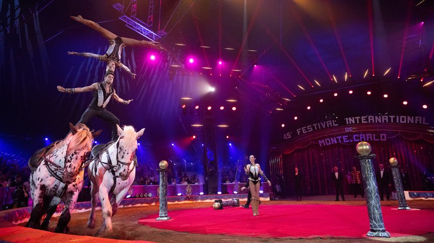 Rene Casselly mit Quincy Azzario und Merrylu, Internationales Zirkusfestival von Monte-Carlo