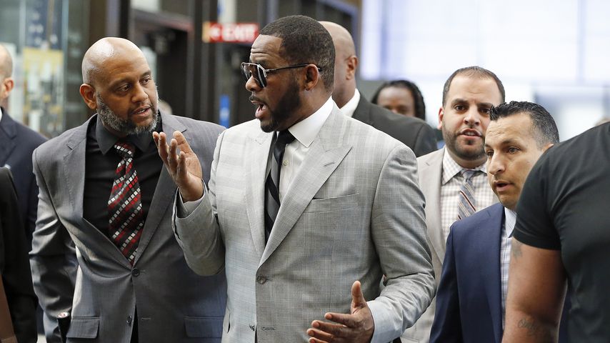 R. Kelly, Rapper