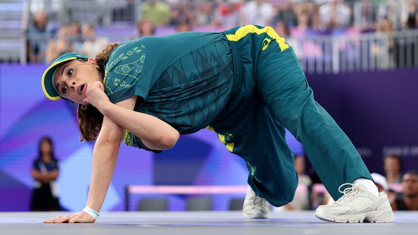 Olympische Breakdancerin Raygun wurde bei Konzert gefeiert