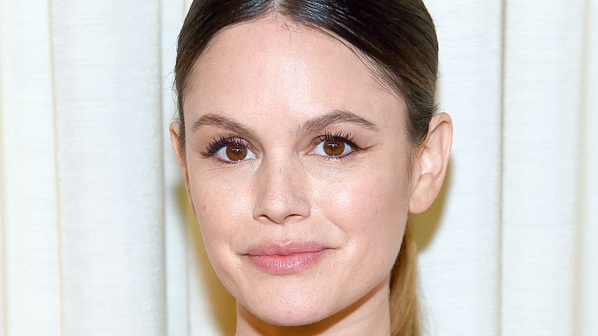 Vertraut unterwegs: Ist das Rachel Bilsons neuer Freund?