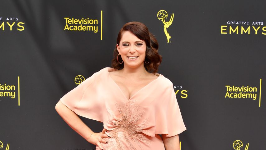 Bei Emmys verkündet: Rachel Bloom wird zum ersten Mal Mutter