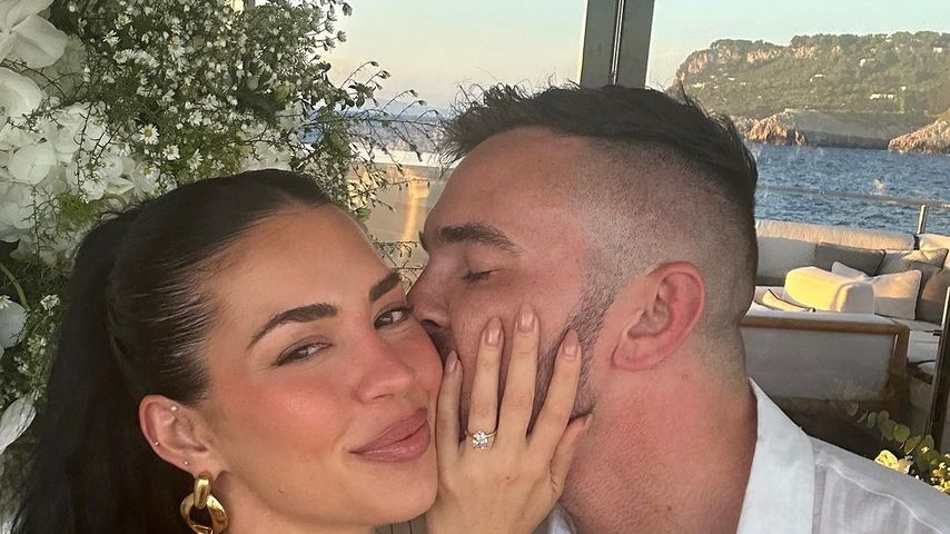 Kurz vor Hochzeit der Ex: Tobi Pearce ist wieder verlobt!