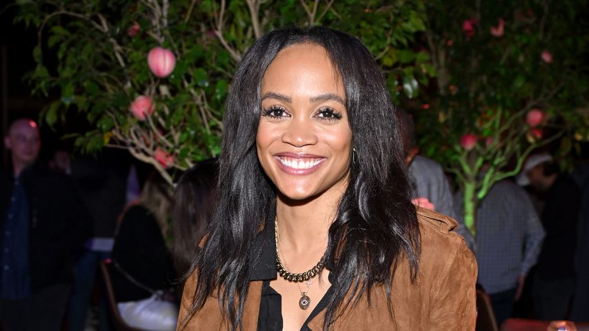 Rachel Lindsay strahlt nach Scheidung von Bryan auf Event