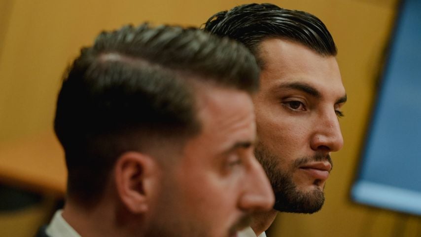 Rafa Mir erscheint vor dem Provinzgericht Valencia zum Prozess wegen des Vorwurfs sexueller Übergriffe.