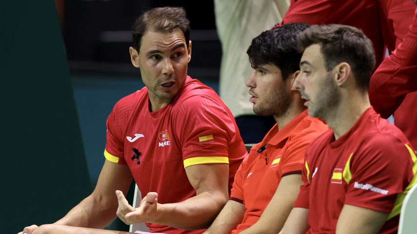 Rafael Nadal, Carlos Alcaraz und Marcel Granollers, spanische Tennisprofis