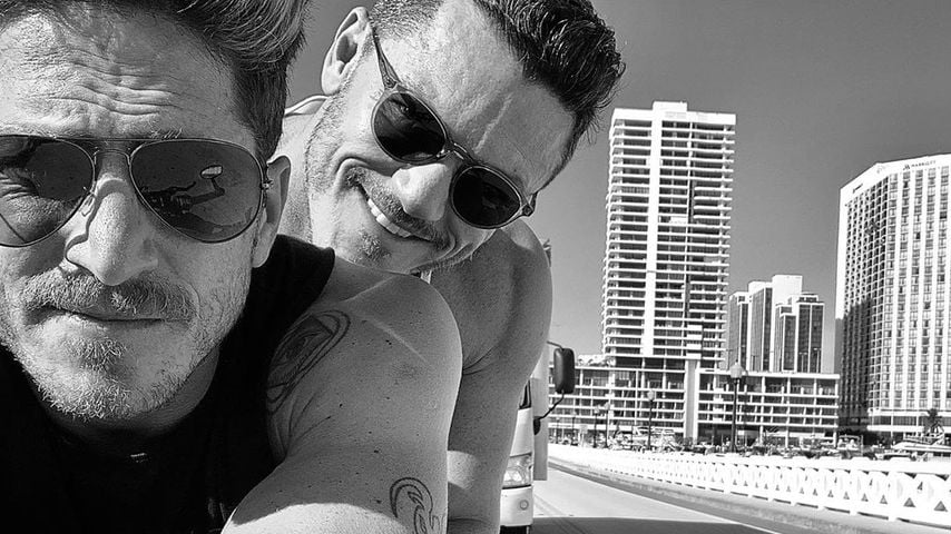 Rafael Olarra und Luke Evans im Dezember 2019