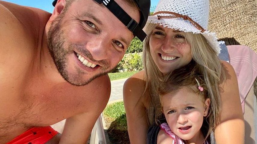 Rafael van der Vaart, seine Freundin Estavana und ihre Tochter Jesslynn im Juli 2021