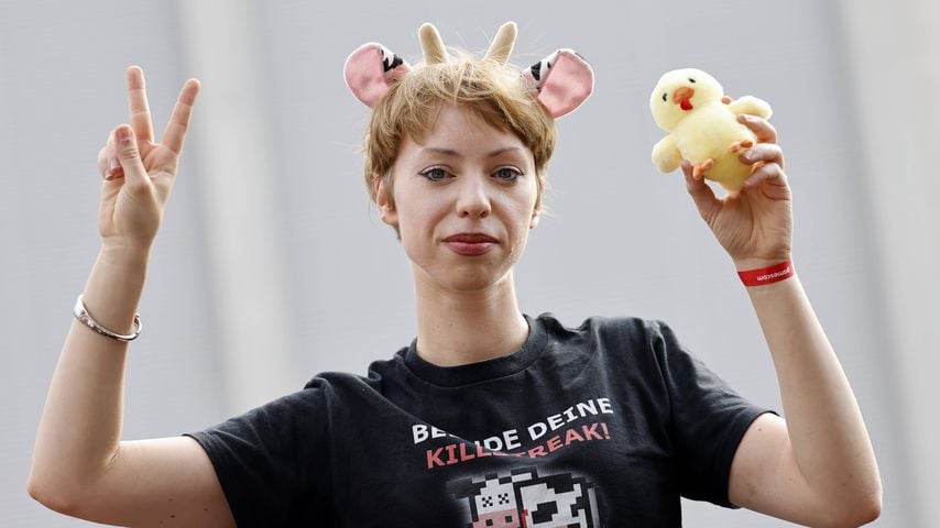 Die Militante Veganerin hatte Sex im "Forsthaus Rampensau"