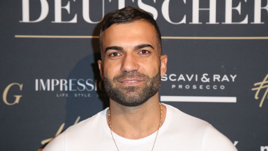 Kuss mit "Prince Charming"-Kandidat: So reagiert Rafi Rachek